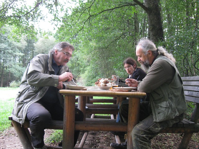 img00030.jpg