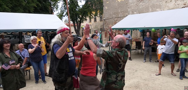 img00015.jpg