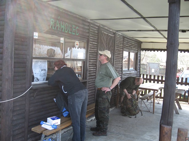 img00004.jpg