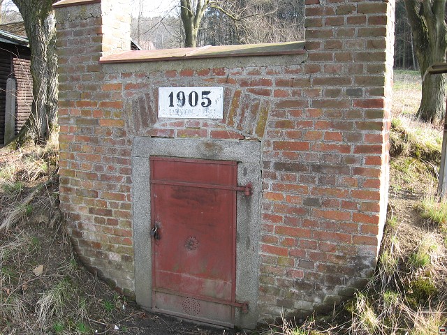 img00009.jpg
