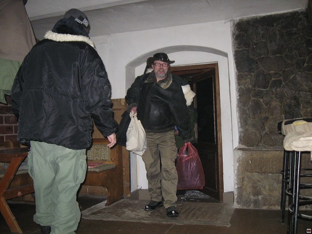 img00002.jpg