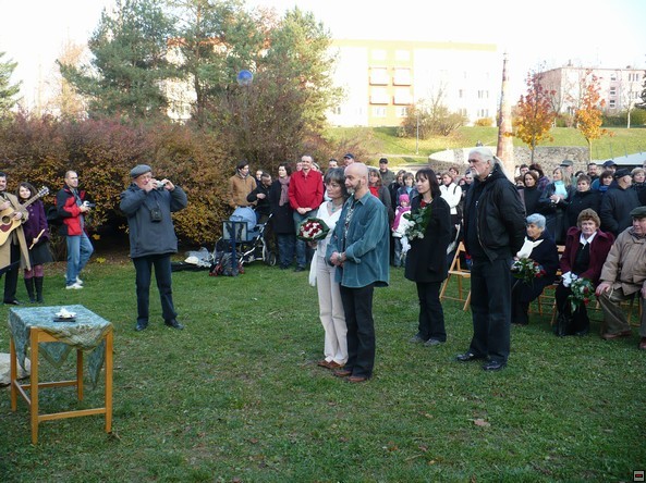 img00020.jpg