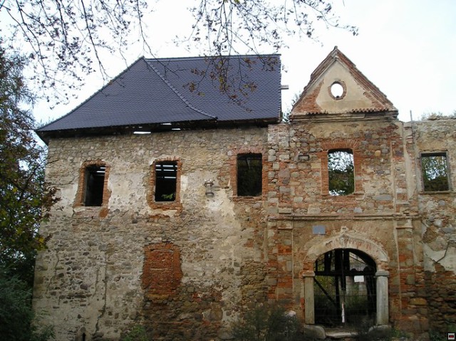 img00004.jpg