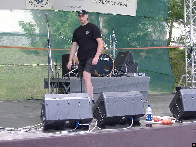 img00011.jpg