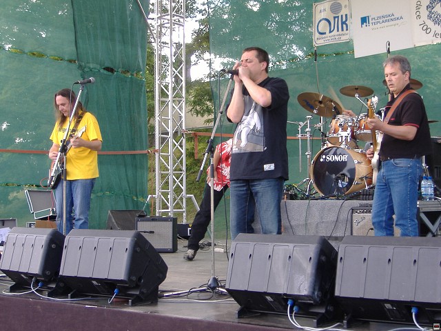 img00032.jpg