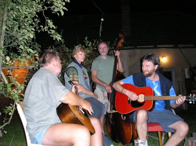 img00017.jpg