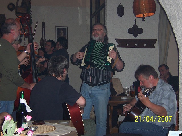 img00004.jpg